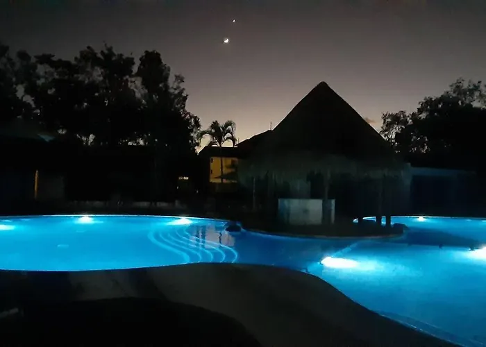 Departamento Bonito Y Cómodo Con Alberca Planta Baja * Puerto Morelos